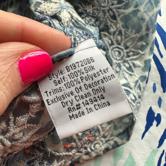 Johnny Was Biya Bluewell Chiffon Silk Embroidered Blouse BWomens Size M Boho Art - Picture 11 of 12